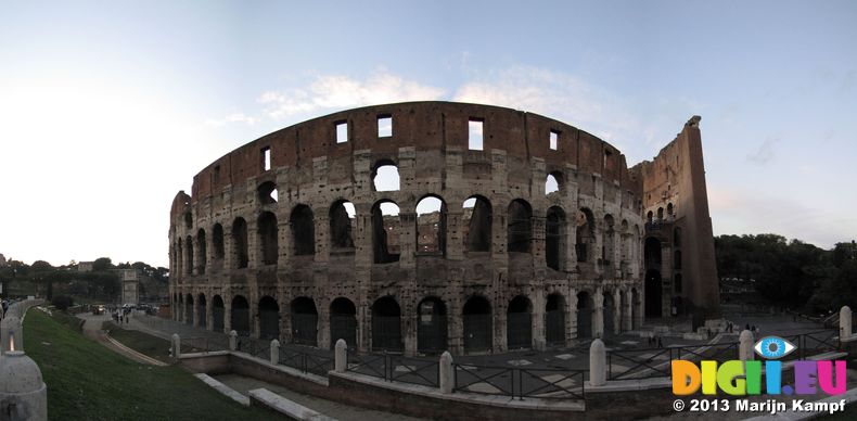 SX30292-6 The Colosseum outer ring panorama